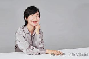 ?安妞ins晒美照，身后的梅老板成照片的亮点了